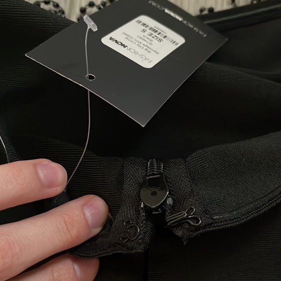 Jewel Dripping Bandage Dress - Picture 5 of 8